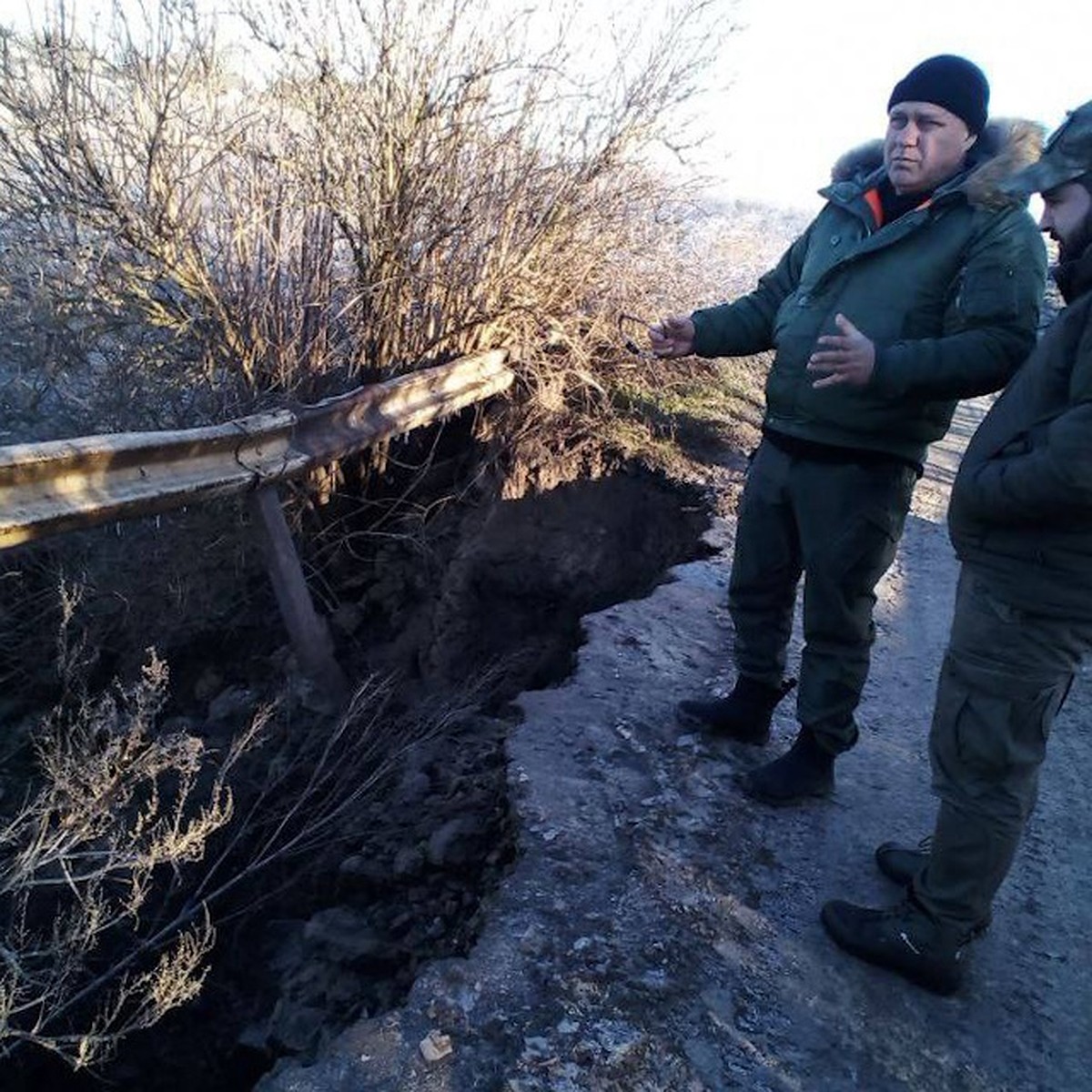 В Верхнем Рогачике планируют восстановить два моста для проезда школьников  - KP.RU