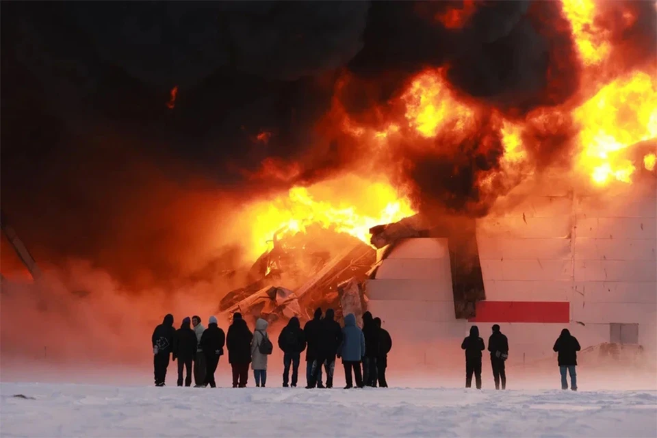 Сгоревший склад под Санкт-Петербургом не было застрахован.