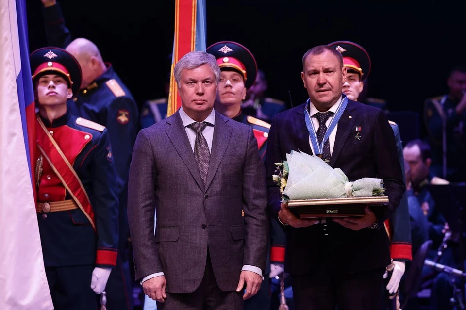 Депутат Заксобрания Олег Лобунец стал почетным гражданином Ульяновской области | ФОТО: Законодательное собрание Ульяновской области