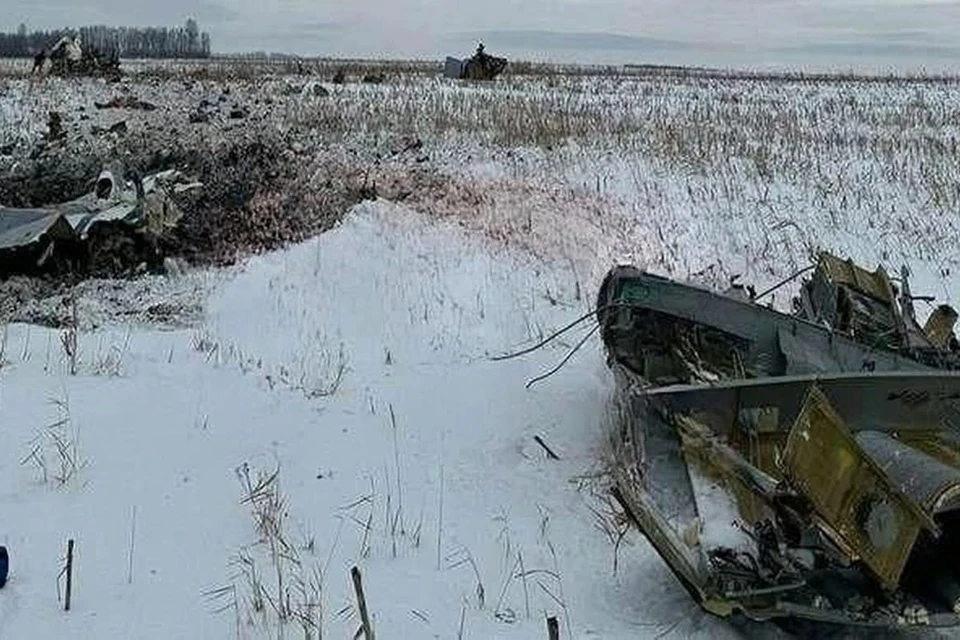 В обшивке сбитого ВСУ Ил-76 нашли поражающие элементы ракеты