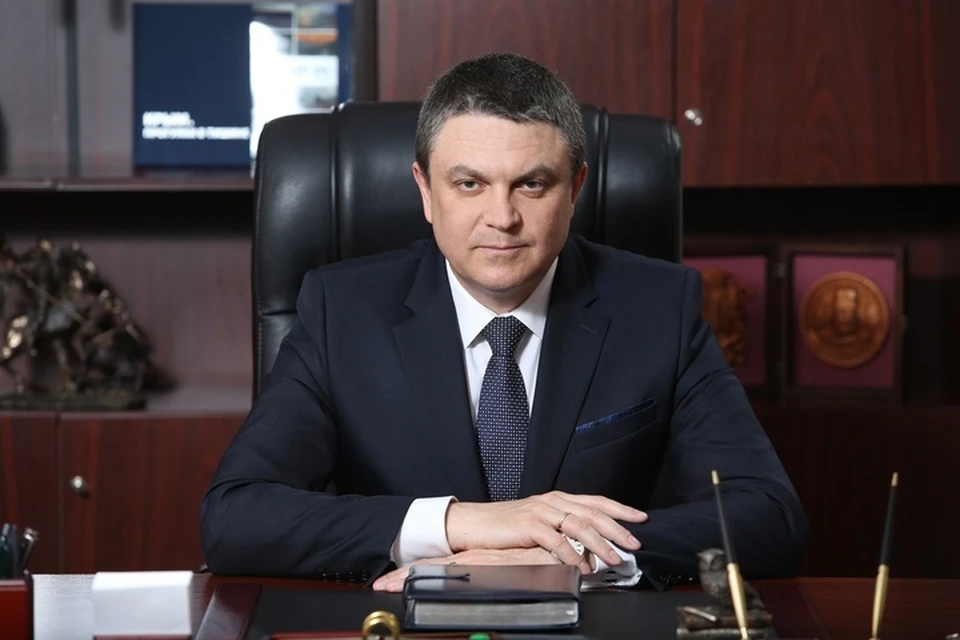 Глава республики пожелал здравствующим блокадникам и ветеранам долгих лет жизни. ФОТО: vk.com/pasechnik_li