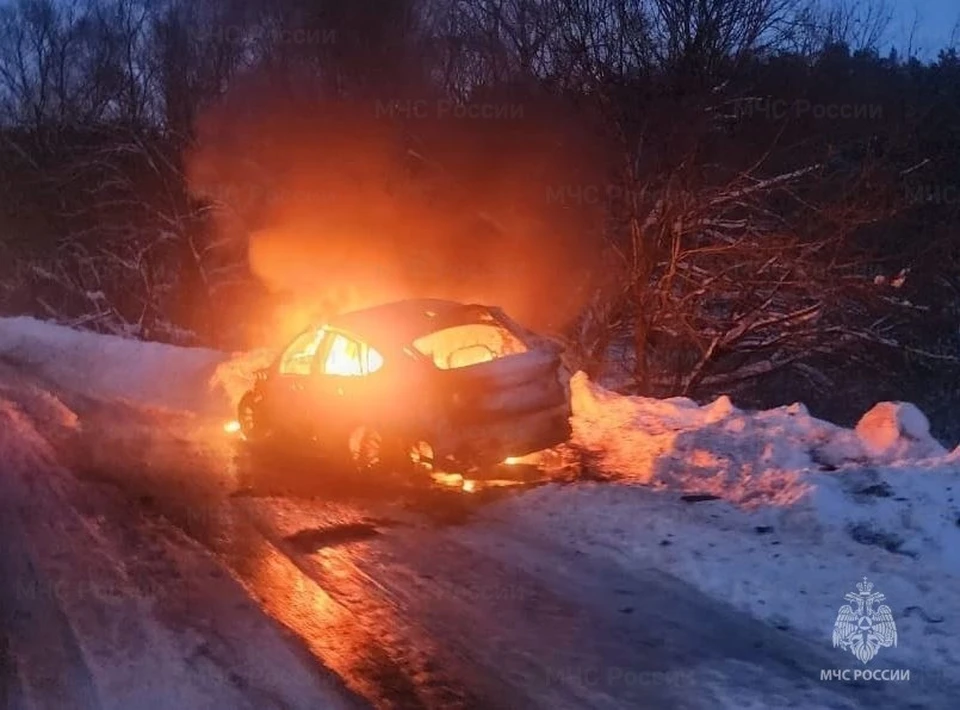 "БМВ" в Тарусском районе загорелся из-за газового баллона, который не был частью конструкции машины