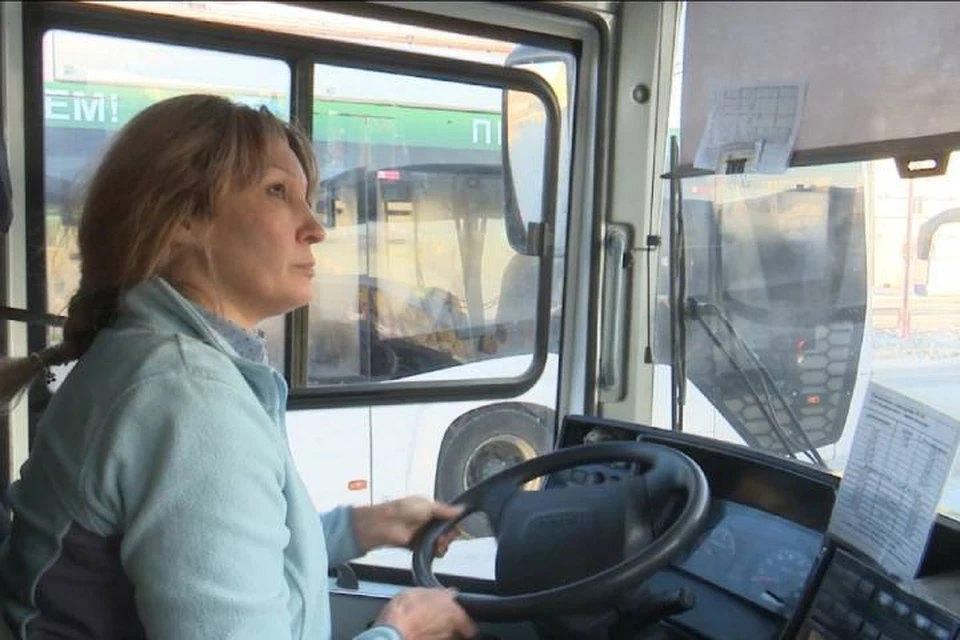 В автотранспортном предприятии Братска появилась первая женщина-водитель. Фото: администрация Братска