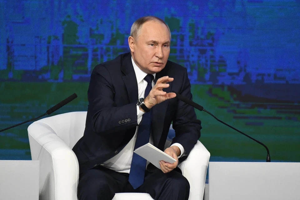 Владимир Путин встретился с доверенными лицами в Москве