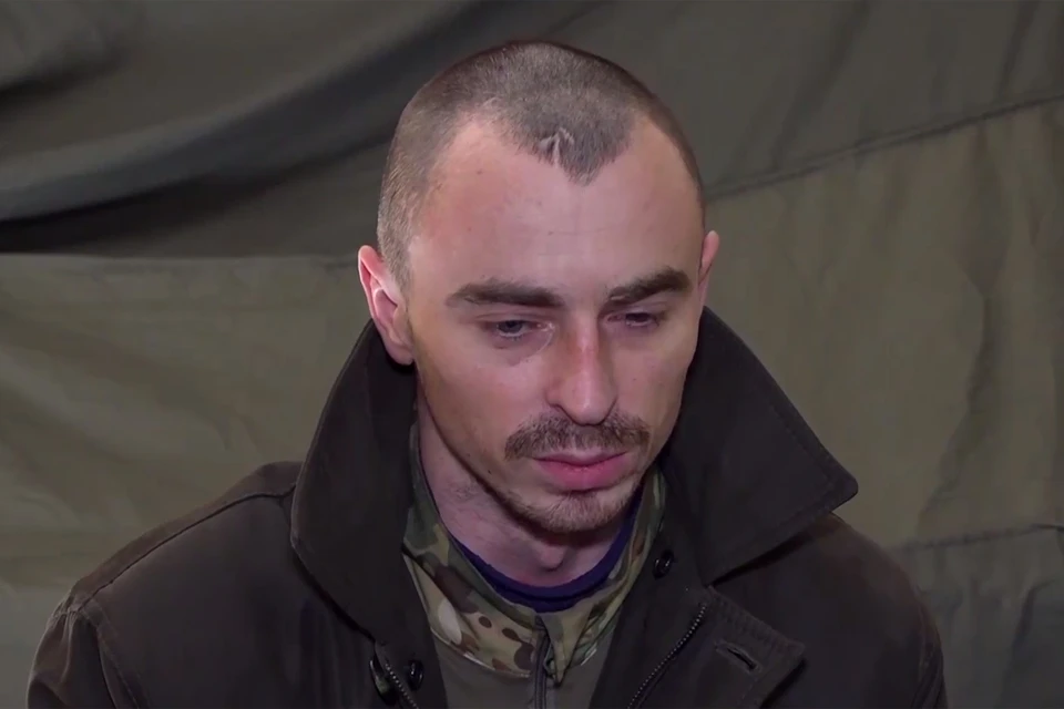 Роман Попов
