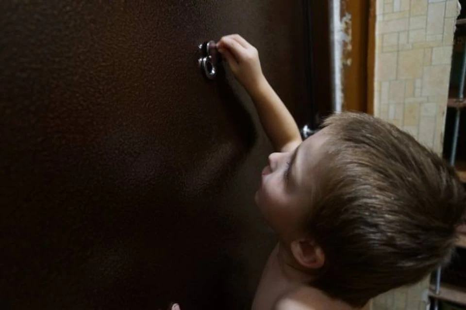 3-летний ребенок из Бурятии запер себя в квартире