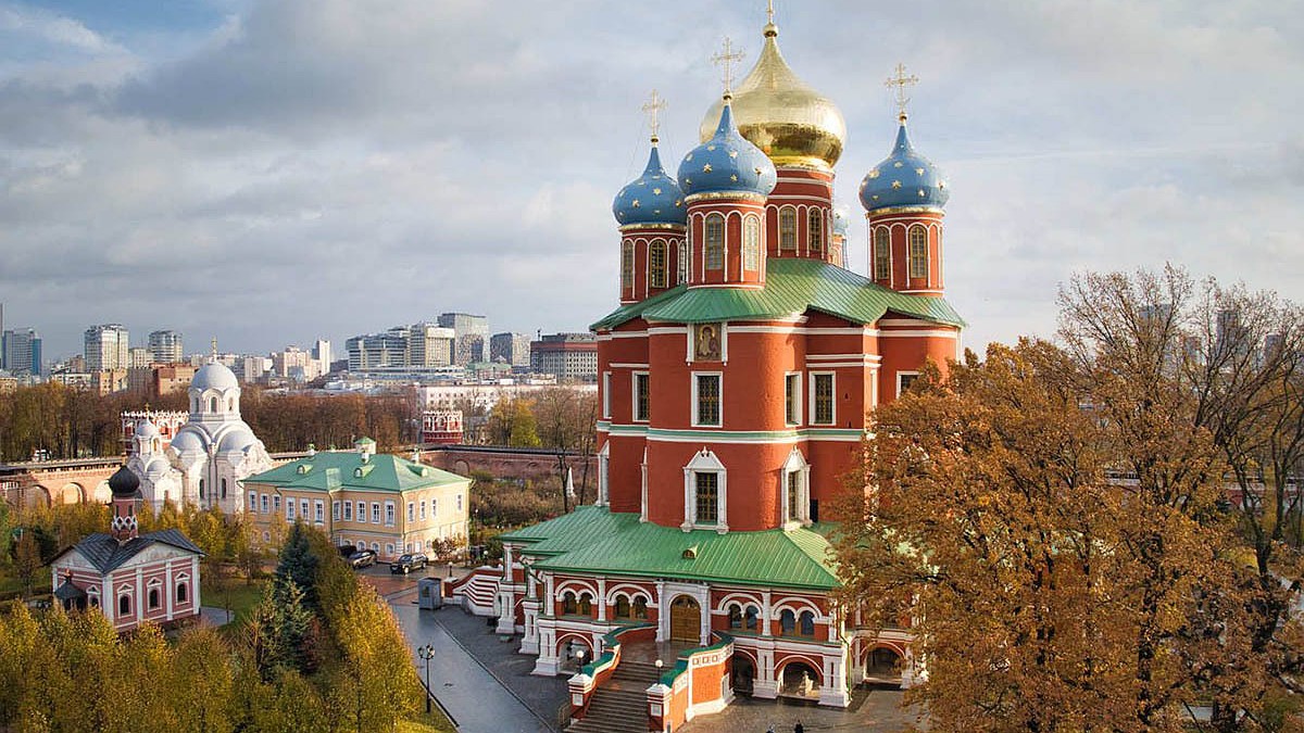 Какие памятники архитектуры обновляют в Москве: Здание Центросоюза на  Мясницкой улице, биржа на Ильинке и кинотеатр «Ударник» - KP.RU