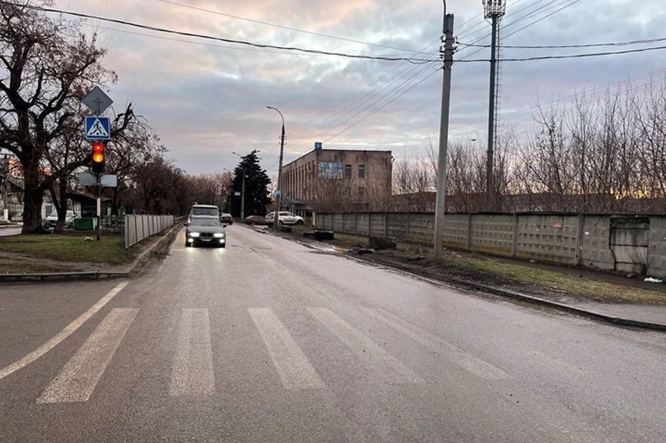 7 февраля в Луганске и Станично-Луганском районе в двух ДТП пострадали 8-летний ребенок и 33-летняя женщина. Фото - УГИБДД МВД по ЛНР