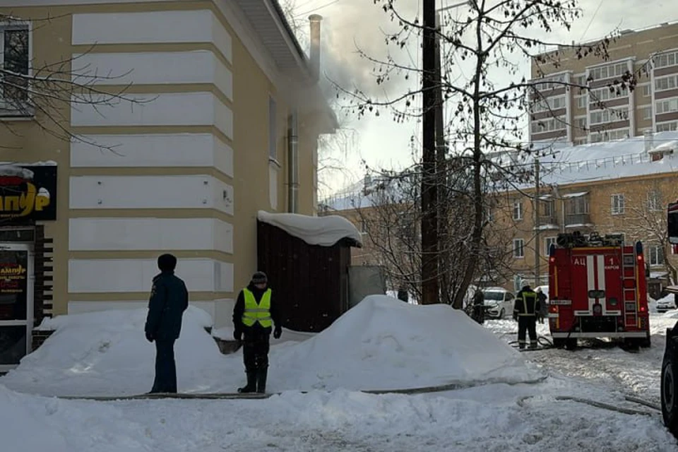 В пожаре, к счастью, обошлось без жертв. ФОТО: https://t.me/simakov_kirov