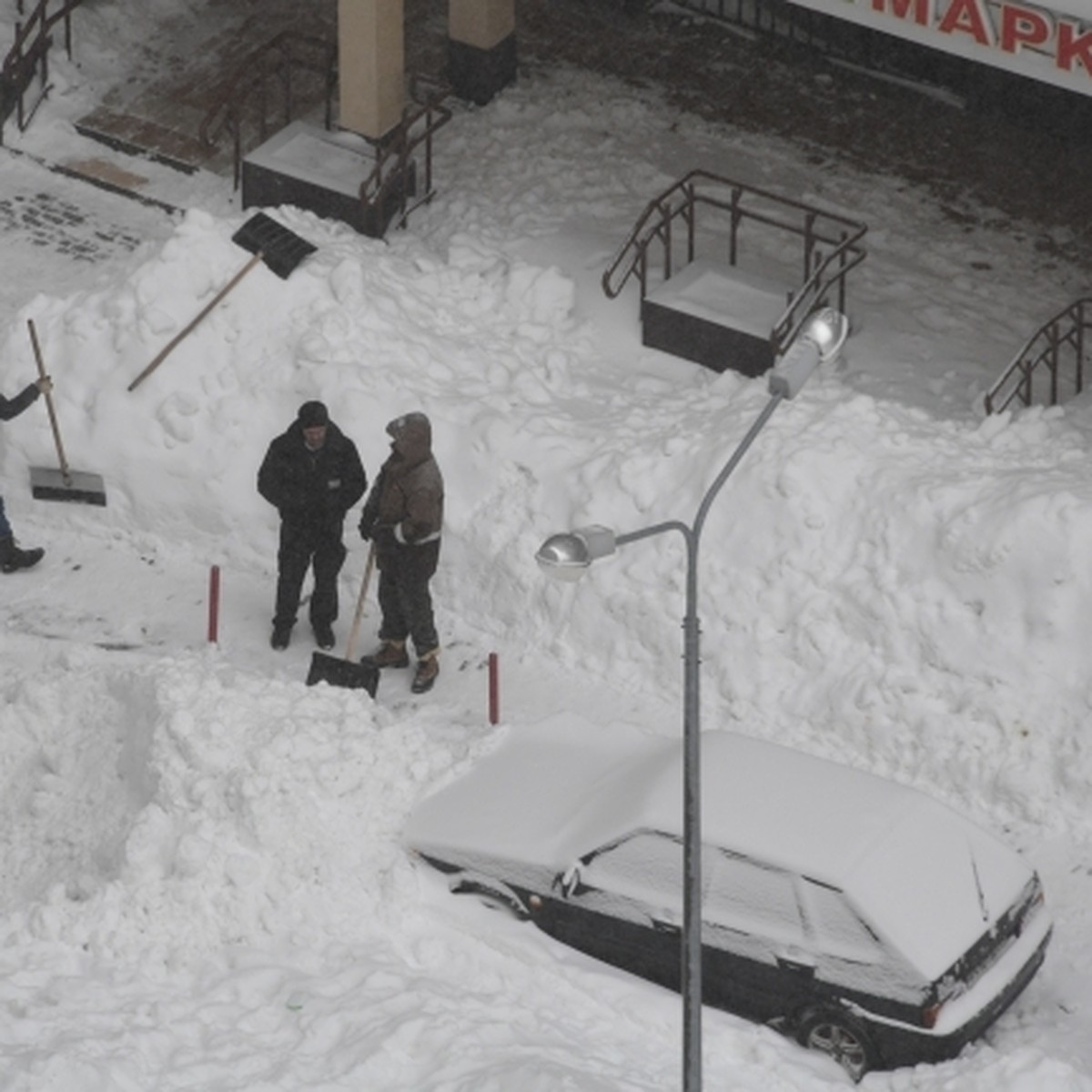 В муниципалитете обсудили комплексную уборку городских территорий от снега и наледи