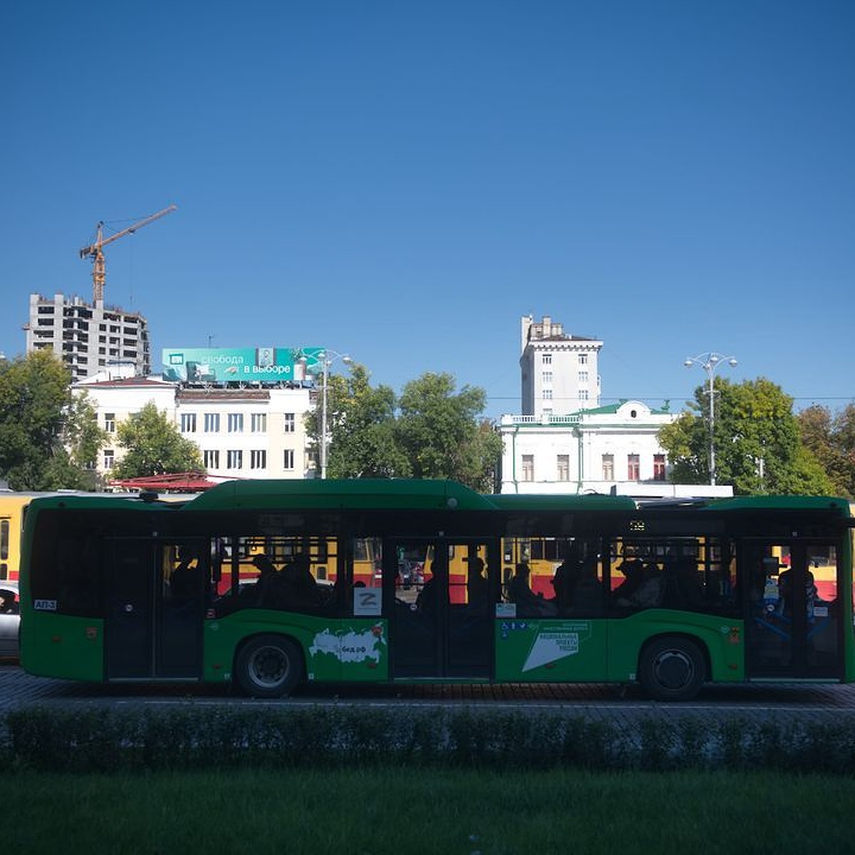 За пять лет в Новосибирской области обновили 709 единиц общественного  транспорта - KP.RU