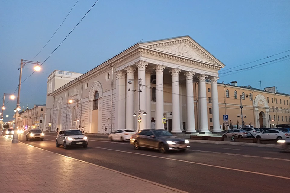 Артисты Тверского драмтеатра просят зрителей спасти спектакль "Трамвай "Желание"