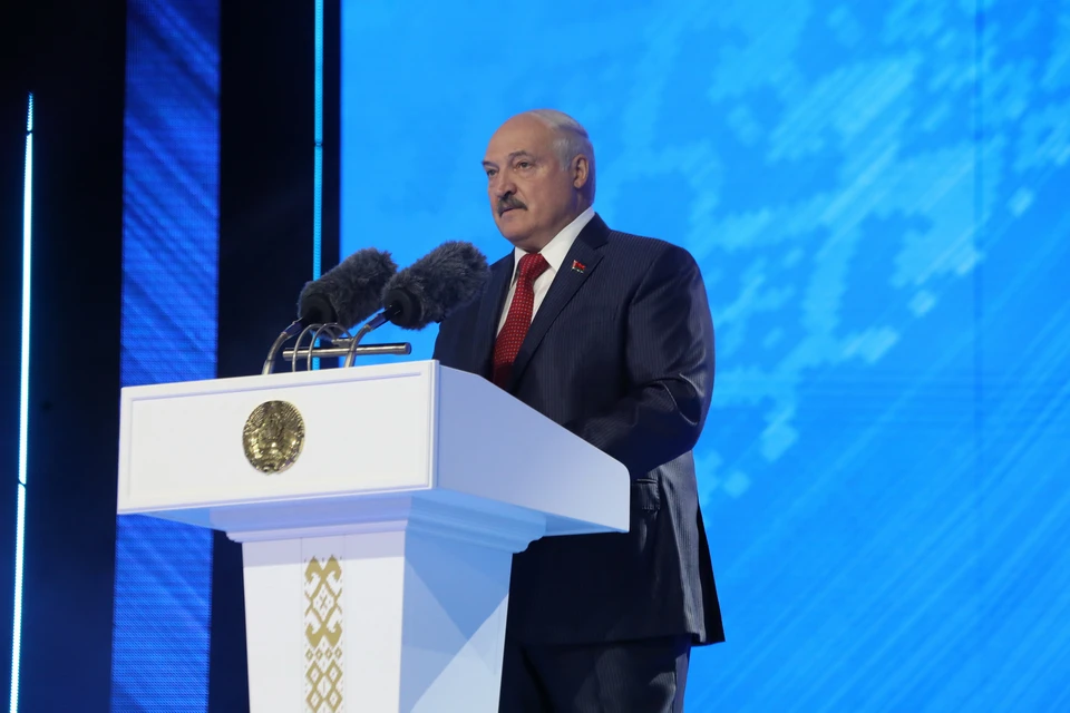 Лукашенко: оппозиция обсуждает присоединение западных земель России к Белоруссии