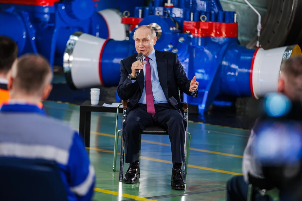 На заводе «Конар» Владимир Путин пообщался с молодыми челябинцами