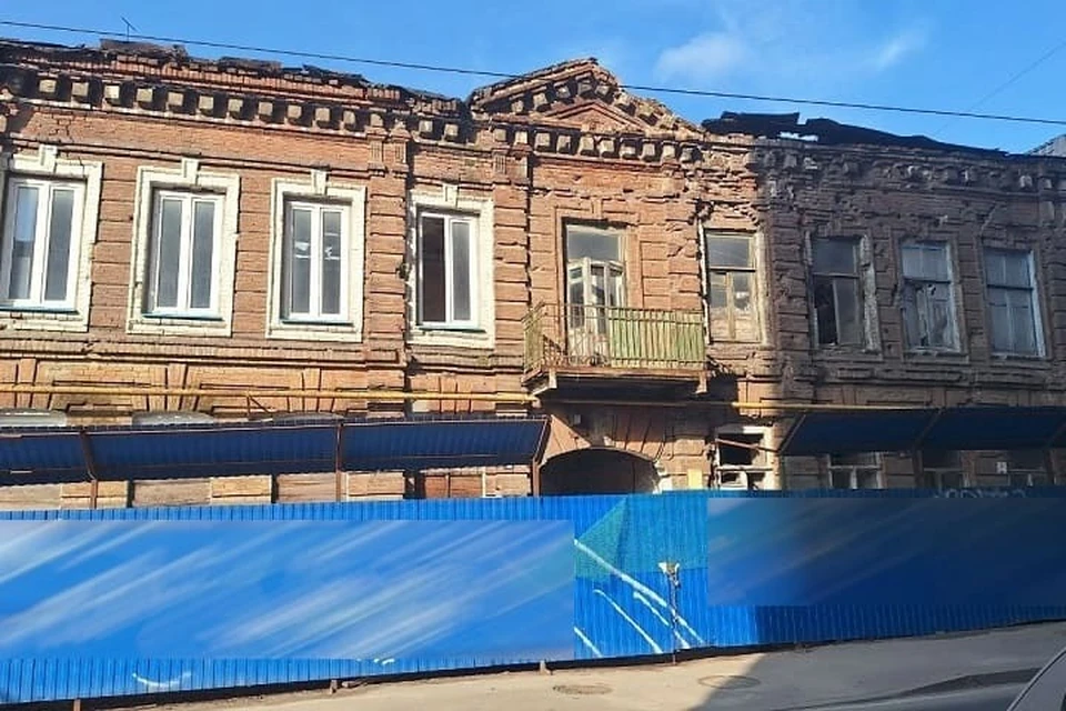 Ростовский дом на улице Станиславского, 39 расселен и должен быть снесен. Но случится это только когда выделят деньги.