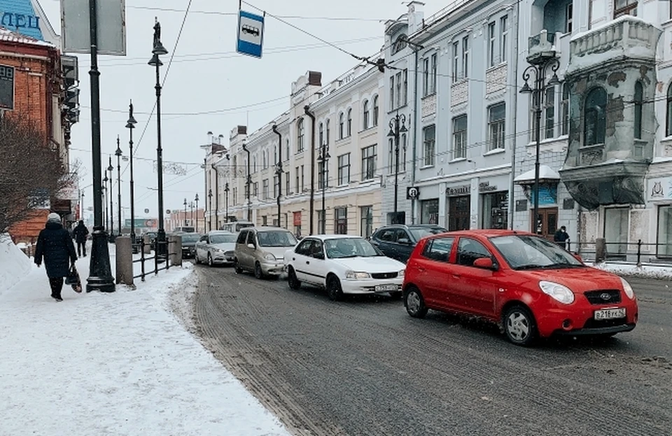 Большая пробка образовалась на подъезде к Борскому мосту