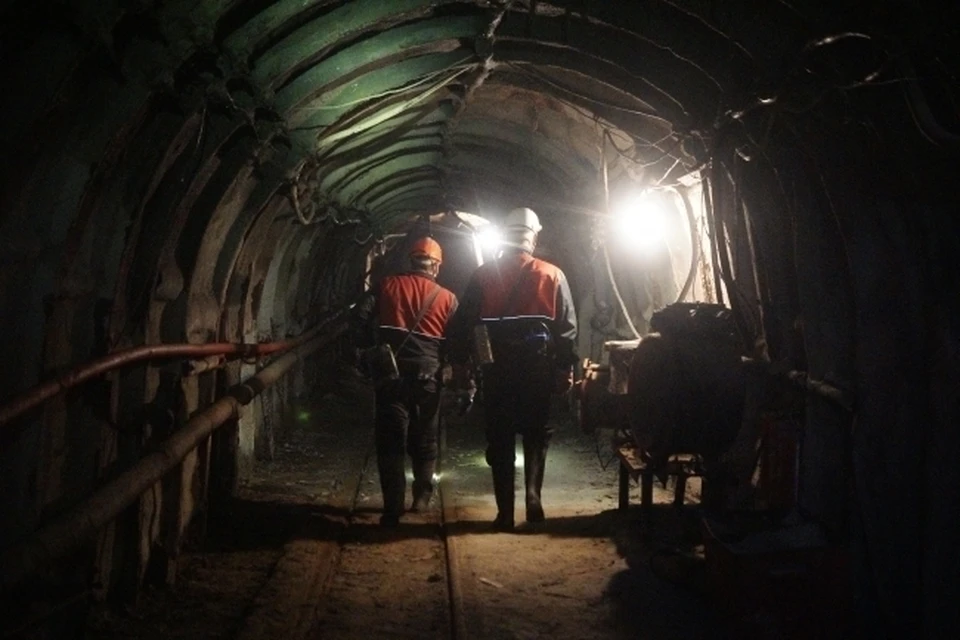 В Кузбассе из-за горного удара эвакуировали горняков из шахты «Таштагольская».