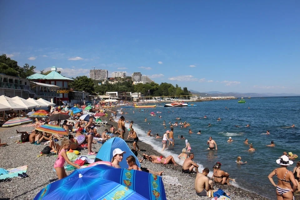 В Крыму летом много туристов. Фото: Галина Коваленко/архив КП