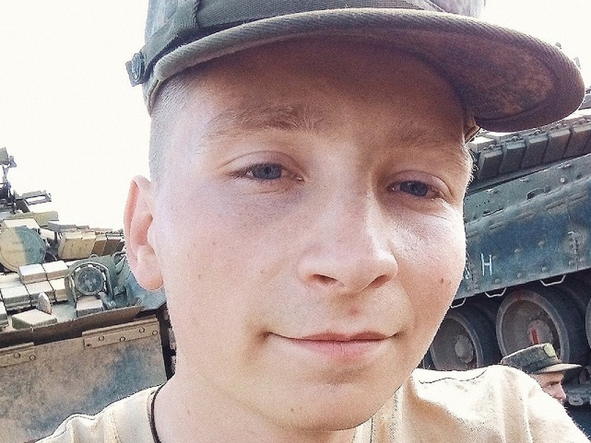 На Урале простятся с 22-летним парнем, скончавшимся после ДТП на Серовском  тракте - KP.RU