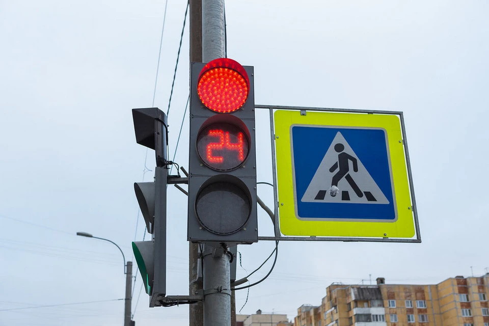 В Петербурге на один день отключат светофор на площади Восстания.