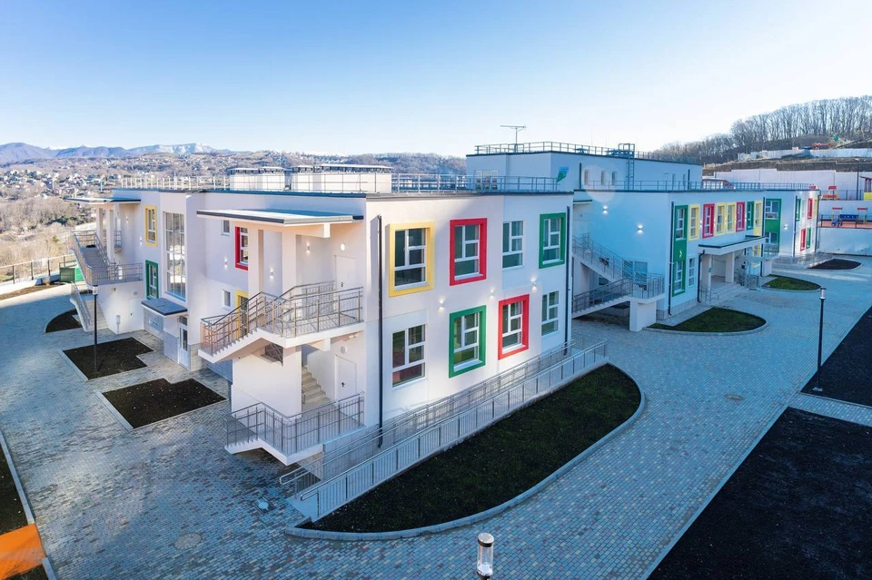 В настоящее время в Сочи возводят 10 школ и три детских сада Фото: пресс-служба администрации города-курорта