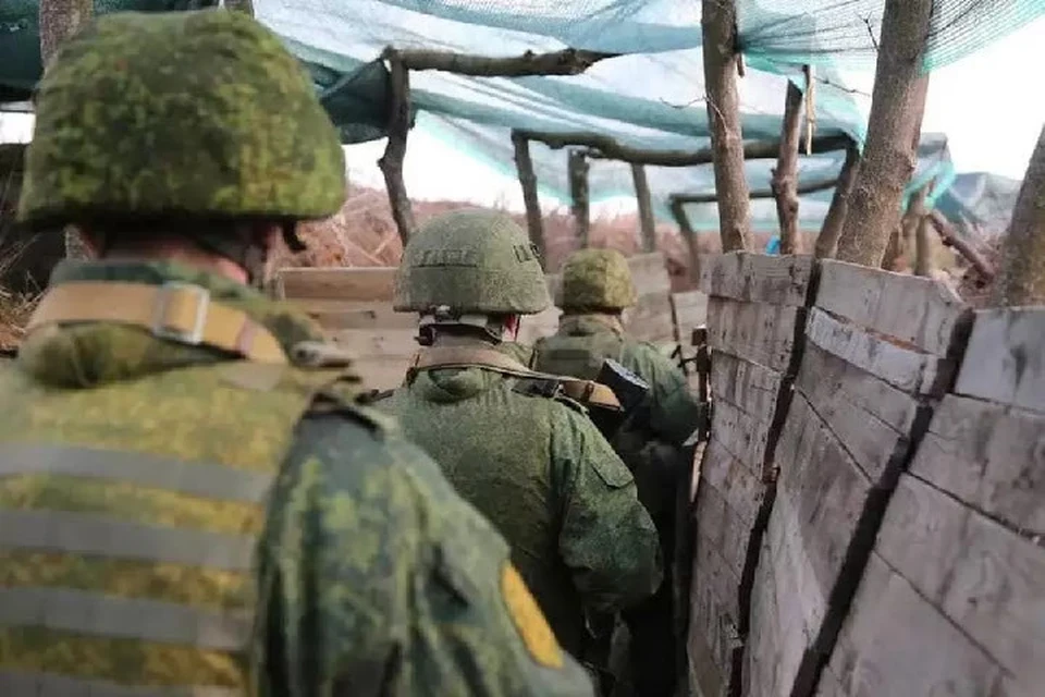 Российские бойцы продолжают занимать более выгодные рубежи и позиции