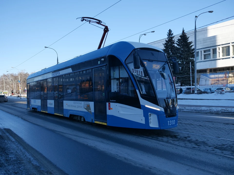 В Ульяновске на мосту через Свиягу из-за ДТП закрывали движение трамваев