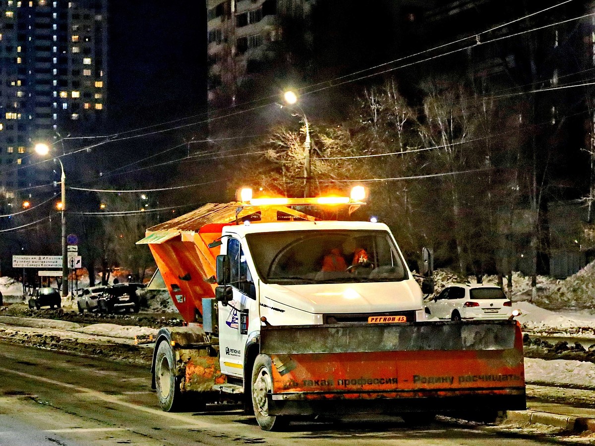 С улиц Самары за последние сутки вывезли около 5 тысяч тонн снега - KP.RU