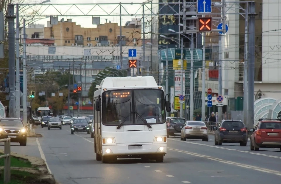 маршрут автобуса 61. движение 61 автобуса. автобус 61 какой парк. движение 61 автобуса. красноярский маршрут 92 автобус 268 124.
