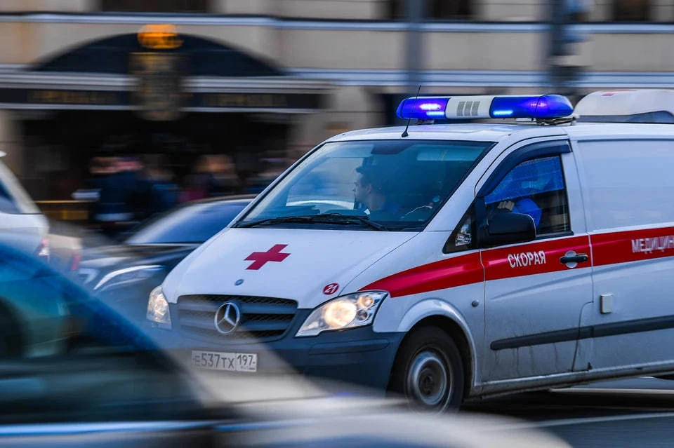 В Новосибирске погибла девочка, выпавшая с восьмого этажа