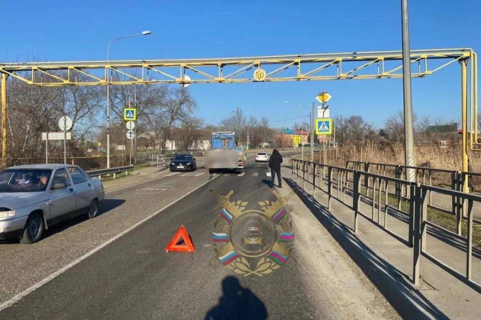 Подростка, который шел в школу, госпитализировали Фото: пресс-служба УГИБДД ГУ МВД РФ по Краснодарскому краю