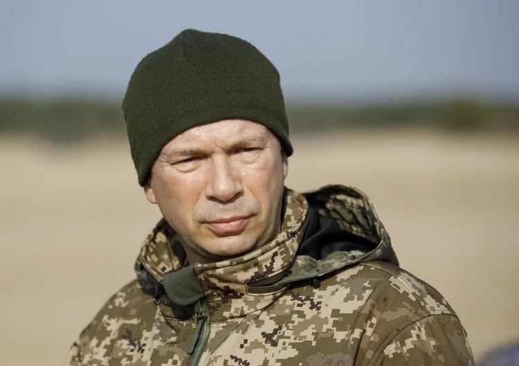 Сырский пытается выжить на своем посту: Главком ВСУ нашел виновных в провалах украинской армии