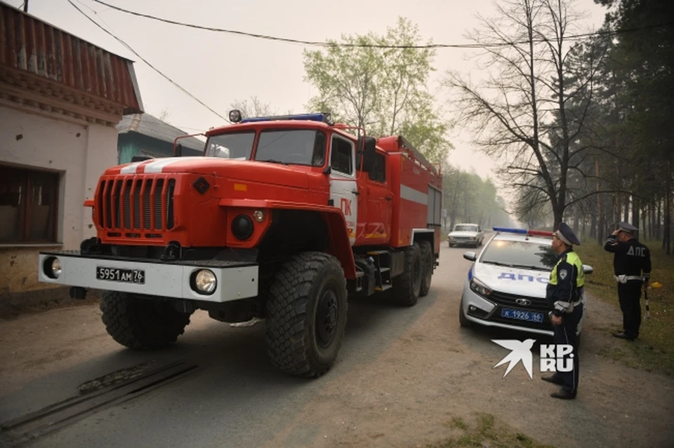 В Екатеринбурге загорелось неэксплуатируемое строение