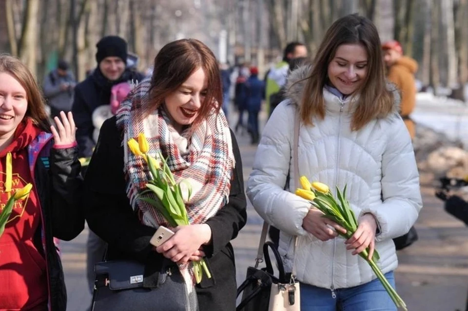 В Международный женский день крымчанок ждут творческие и романтические мероприятия