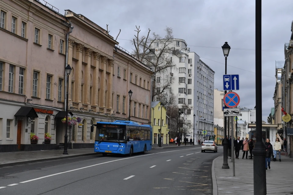 Несколько маршрутов наземного городского транспорта Москвы изменятся с 9 марта