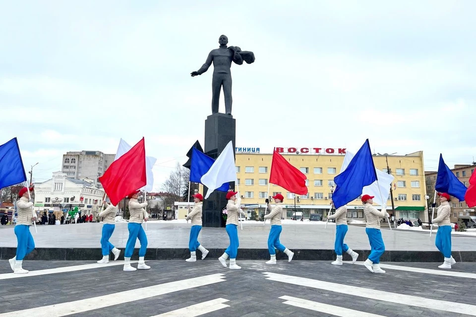 «В будущем мы будем летать, много летать». Как смоляне отметили 90-летие со Дня рождения Юрия Гагарина Фото: smolensk.er.ru