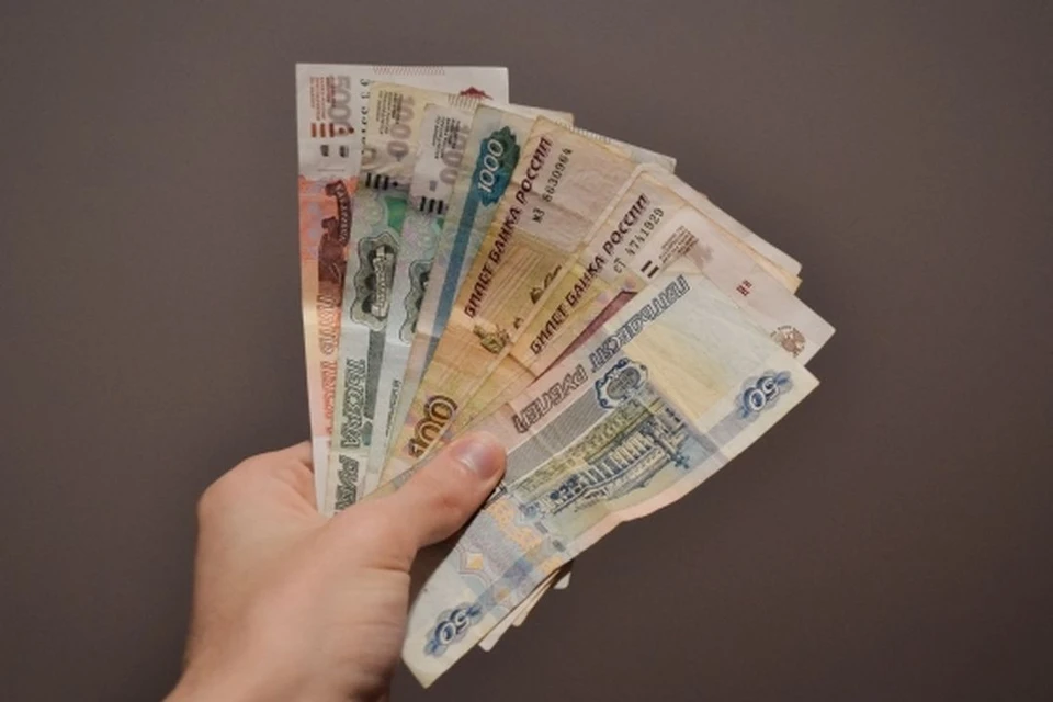 За незаконное увольнение диспетчеру в Новосибирске выплатят 160 тысяч рублей