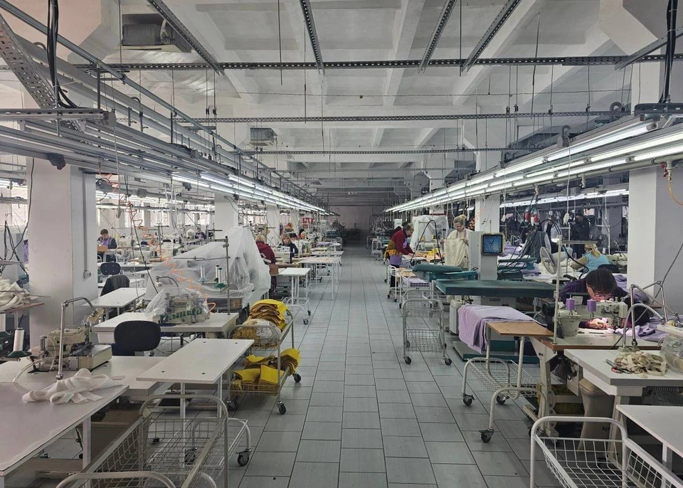 В Запорожской области восстановили производство на бывшей швейной фабрике "Элегант", расположенной в Мелитополе. ФОТО: Евгений Балицкий