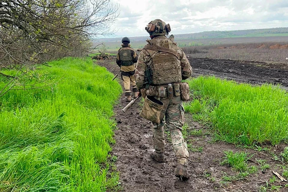 Морпехи и десантники Херсонского направления высадились на правом берегу в районе Антоновского моста