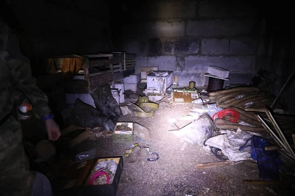 В ЛНР Росгвардия ликвидировала подпольный цех для производства взрывных устройств. Фото - Росгвардия