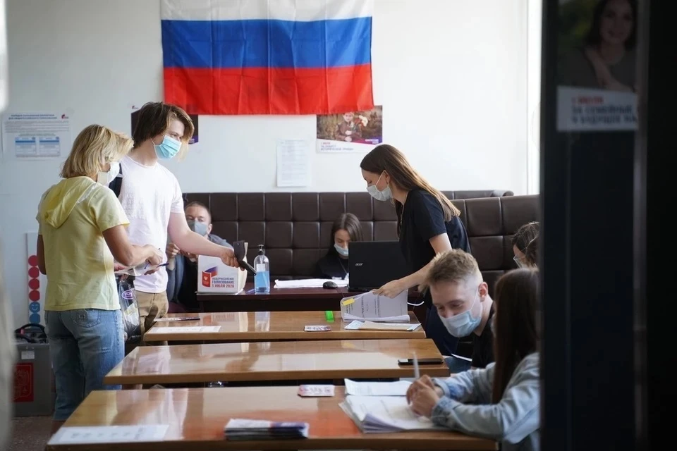 В Самаре явка составляет 18,7%, а в Тольятти – 17,6%.