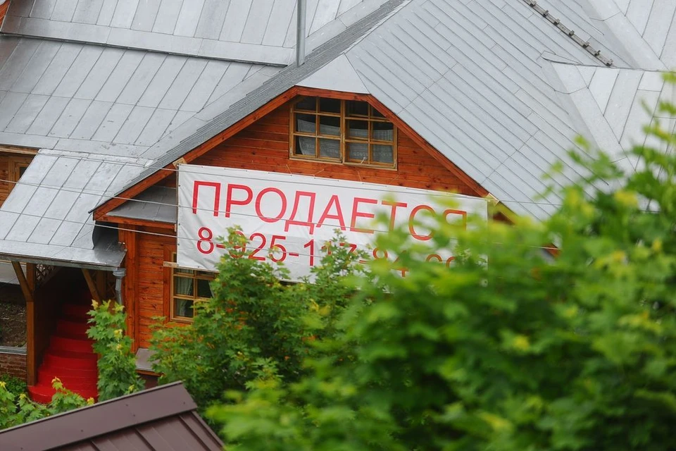 Под Новосибирском выставили на продажу коттедж за 42 миллиона.