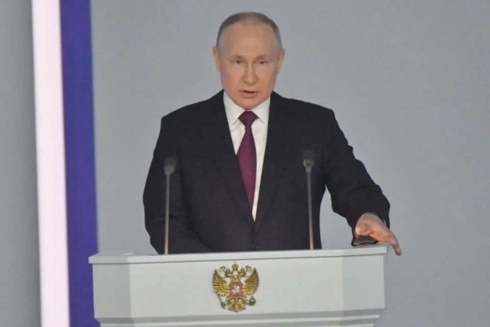 Владимир Владимирович выслушал доклад губернатора Херсонской области и попросил передать жителям региона большое спасибо