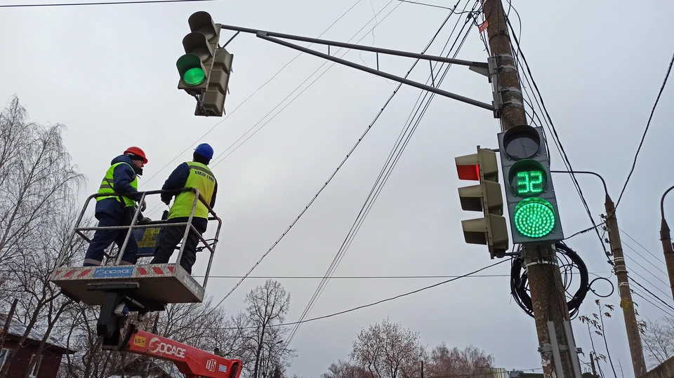 Неработающие светофоры стали причиной пробок в центре Нижнего Новгорода.