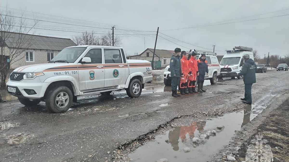 МЧС опубликовало данные о паводковой обстановке в Саратовской области -  KP.RU