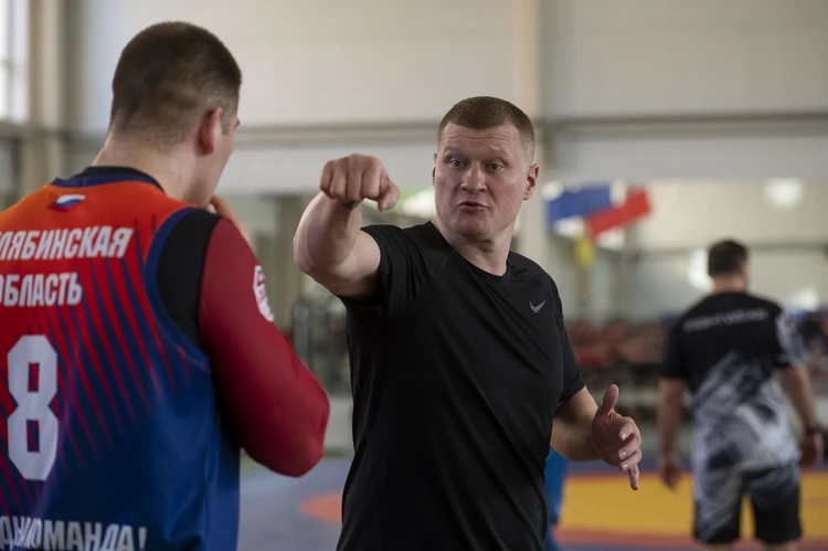 «Надо показать, что мы сильные»: Александр Поветкин выступил за участие россиян в Олимпиаде в Париже под нейтральным флагом