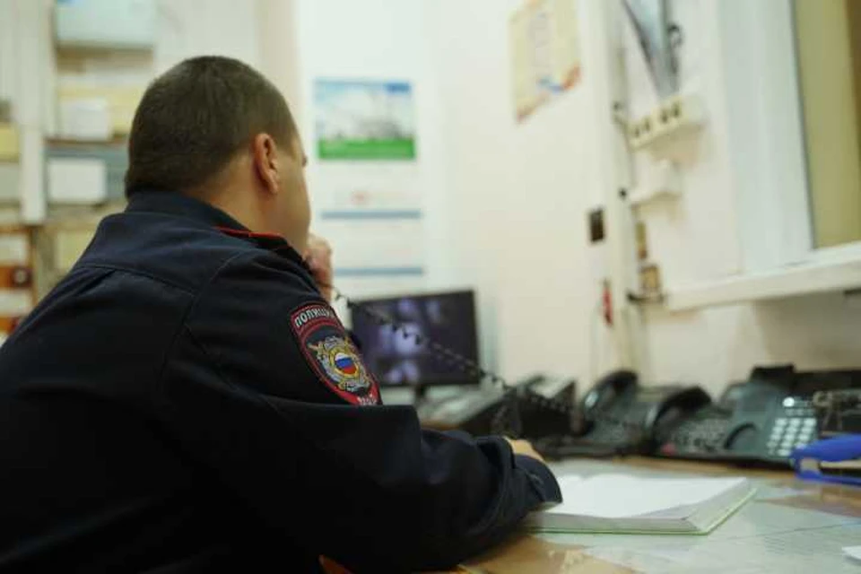 36-летнего мужчину на серой «Тойоте» ищут полицейские в Иркутске