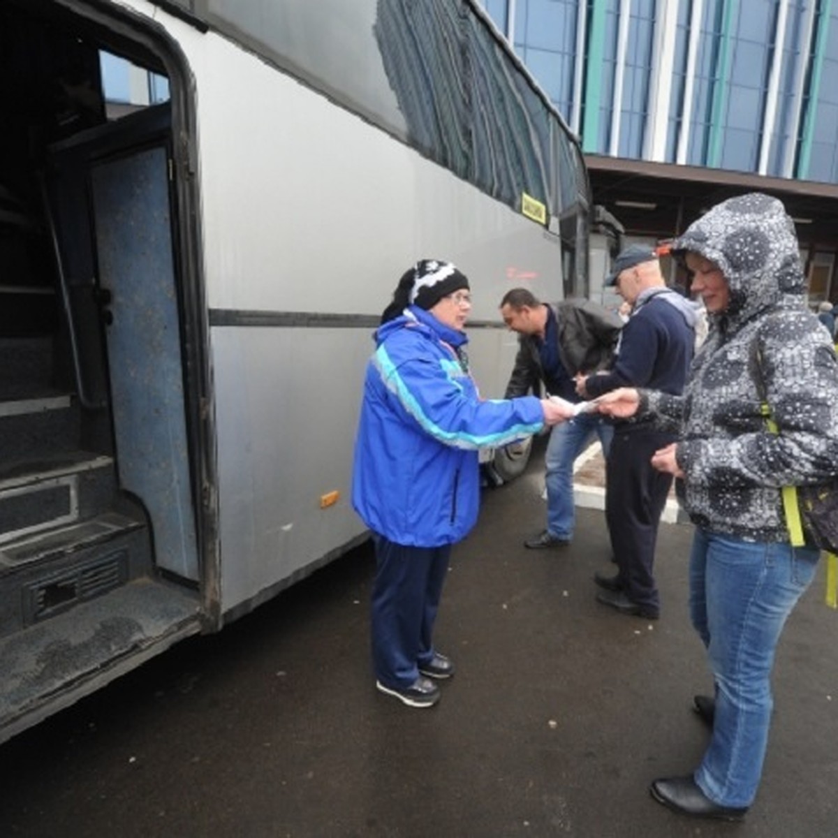 Новый маршрут Луганск-Лисичанск запустят 3 апреля в ЛНР - KP.RU