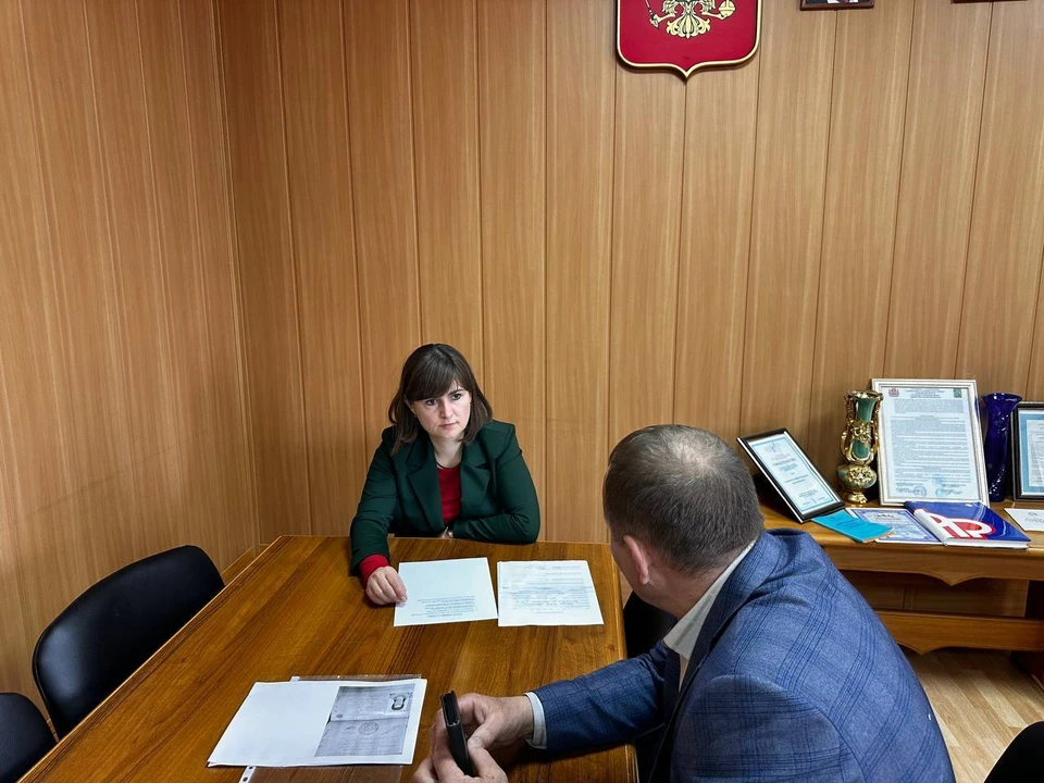 Мария Усова провела прием граждан в Самойловском районе