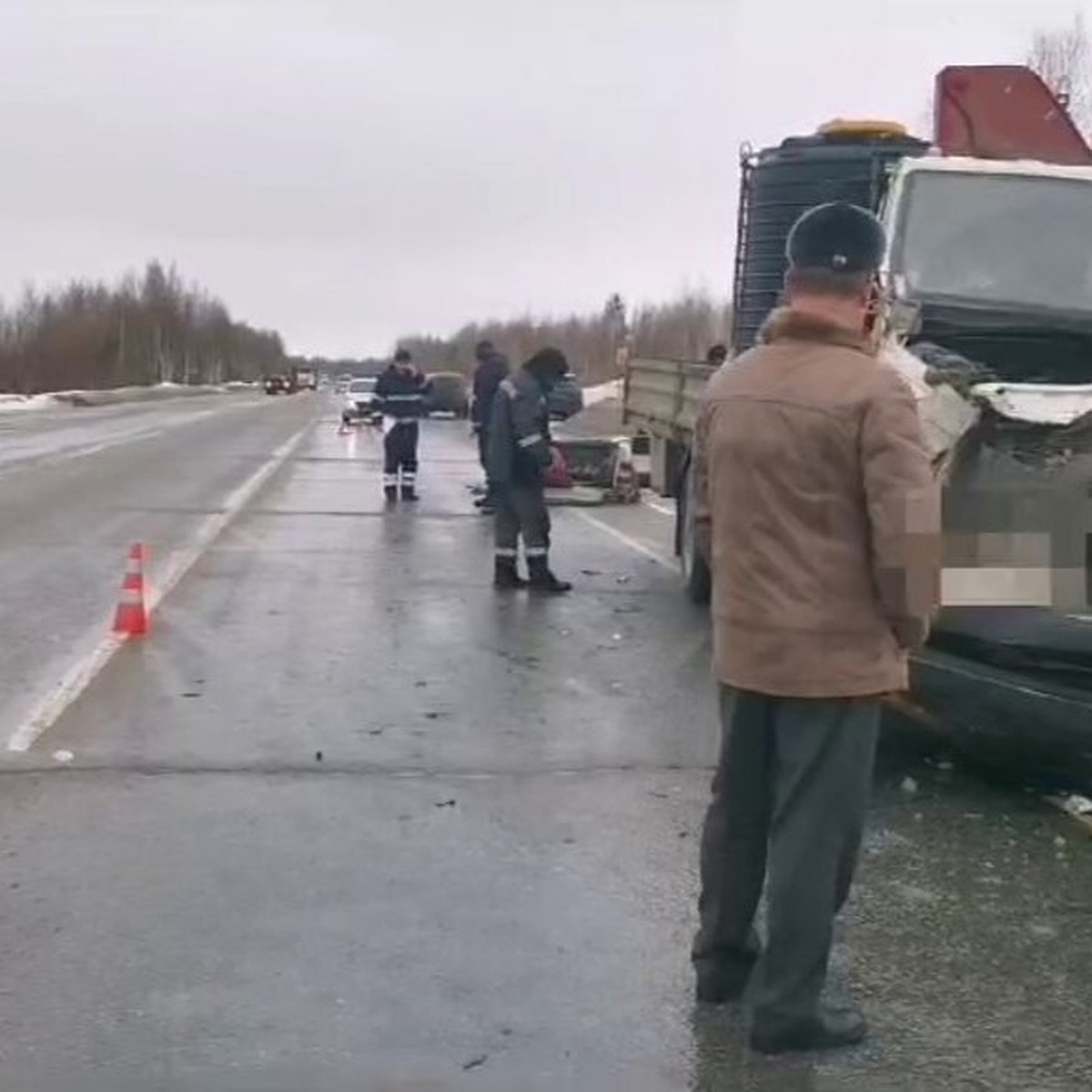 На автодороге «Нижневартовск - Радужный» произошло смертельная авария -  KP.RU